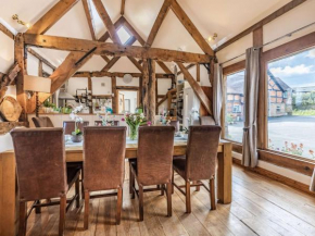 4 Bed in Nr Ludlow CHL22